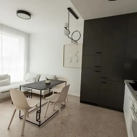 דירה Black Sea View וארנה